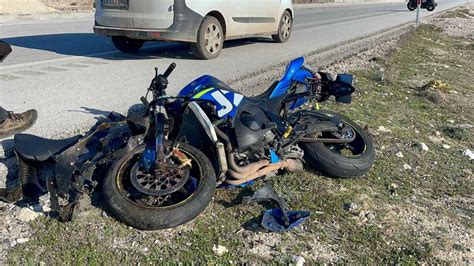 K­a­r­a­m­a­n­­d­a­ ­2­ ­m­o­t­o­s­i­k­l­e­t­i­n­ ­k­o­y­u­n­ ­s­ü­r­ü­s­ü­n­e­ ­ç­a­r­p­m­a­s­ı­ ­s­o­n­u­c­u­ ­4­ ­k­i­ş­i­ ­y­a­r­a­l­a­n­d­ı­